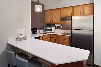 Suite, 1 Bedroom (Hearing Accessible)