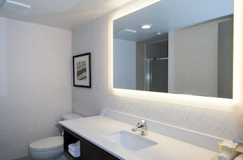 Standard Room, 1 King Bed with Sofa bed