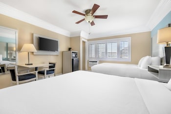 Standard Room, 2 Queen Beds, Non Smoking, Refrigerator (Larger Room)