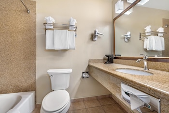 Standard Room, 2 Queen Beds, Non Smoking, Refrigerator