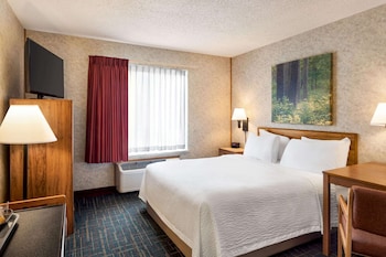 Standard Room, 1 Queen Bed