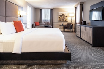 Standard Room, 2 Queen Beds, River View