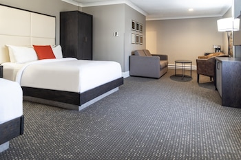 Junior Suite, 2 Queen Beds
