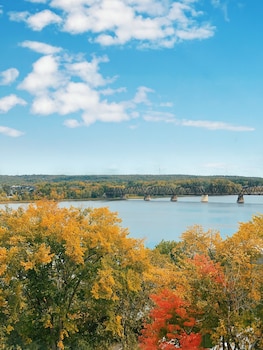 Suite, 1 Bedroom, River View
