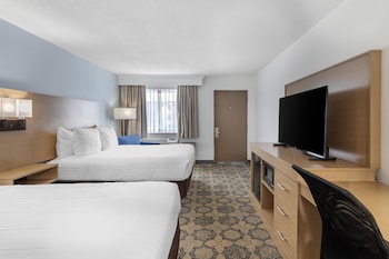 Standard Room, 2 Queen Beds, Non Smoking, Refrigerator & Microwave