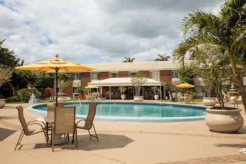 Standard Room, 2 Queen Beds, Refrigerator & Microwave, Courtyard View