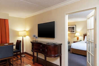 Junior Suite, 1 King Bed