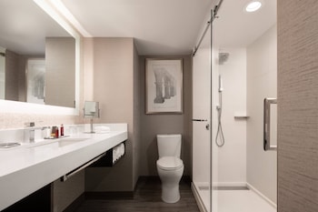 Room, 2 Queen Beds (Hearing Accessible)