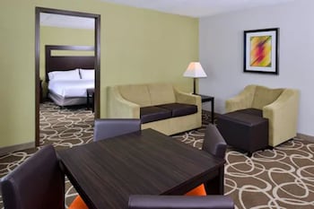 Suite, 1 King Bed, Non Smoking