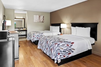 Deluxe Room, 2 Double Beds, Accessible, Non Smoking (Roll-In Shower)
