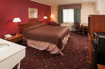 Room, 1 Queen Bed, Smoking (Second Floor)