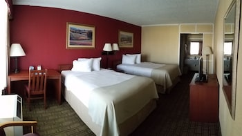 Suite, 2 Double Beds, Non Smoking