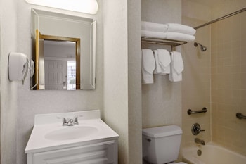 Room, 1 King Bed, Non Smoking (First or Second Floor)