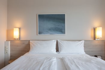Business Room (Harbour View)
