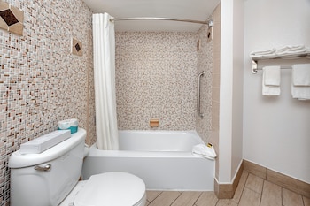 Standard Room, 2 Queen Beds, Non Smoking, Balcony (Larger Room)