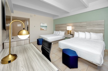 Standard Room, 2 Queen Beds, Non Smoking, Balcony