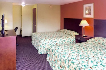 Standard Room, 2 Queen Beds, Non Smoking