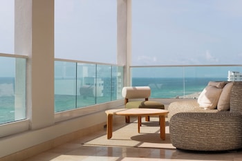 Oceanfront Balcony Penthouse