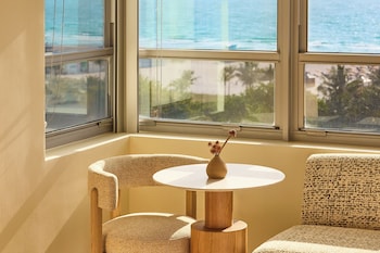 Oceanfront Cozy King