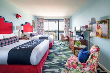 Room, 2 Queen Beds, Balcony