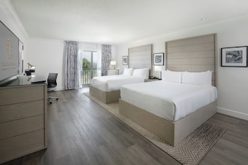 Deluxe Room, 2 Queen Beds