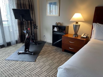 Room, 1 King Bed, Balcony (Peloton Bike)