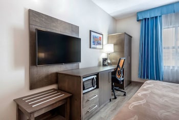Standard Room, 1 Queen Bed, Non Smoking