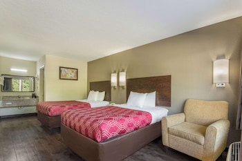 Standard Double Room, 2 Double Beds, Smoking