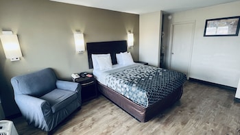 Standard Room, 1 Queen Bed, Non Smoking