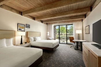 2 Queen Beds, Non Smoking (Balcony or Patio)
