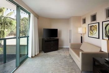 Junior Suite, 1 King Bed with Sofa bed, Balcony