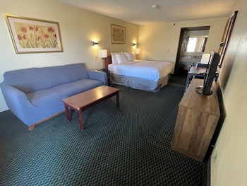 Standard Room, 1 King Bed, Smoking