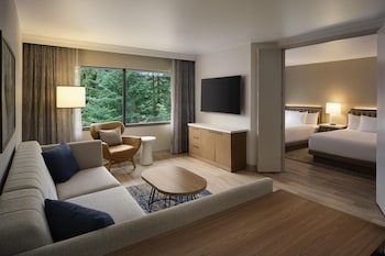 Suite (2 Queen Beds)