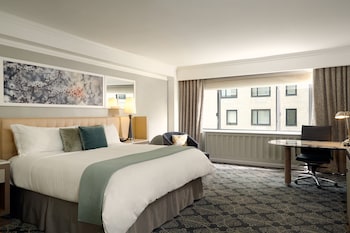 Luxury King Bed with balcony