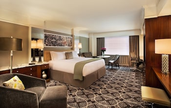 Grand Studio, 1 King Bed