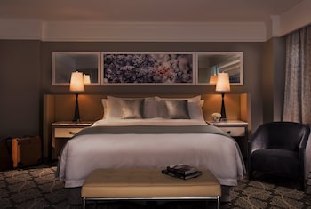 Superior Room, 1 King Bed