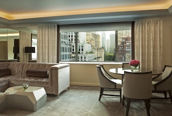 Glamour 1-Bedroom Suite