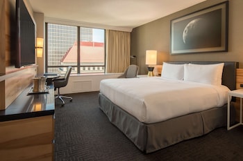 Room, 1 King Bed, City View