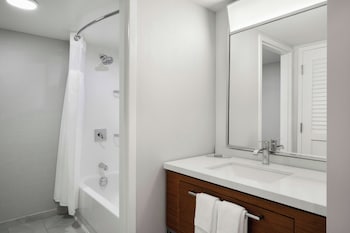 Suite, 1 Bedroom, Hearing Accessible