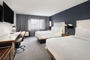 Room, Multiple Beds