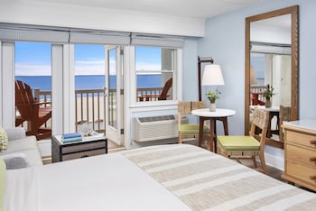 Room, 1 King Bed, Oceanfront