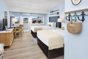 Room, 2 Double Beds, Sun Deck
