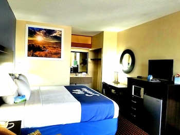 Room, 1 King Bed, Accessible