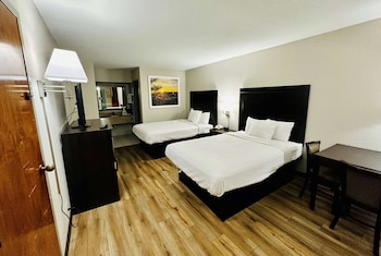 Double Room, 2 Double Beds, Smoking
