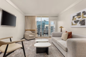 Junior Suite, 1 King Bed