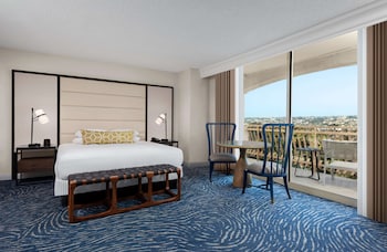 Traditional Room, 1 King Bed