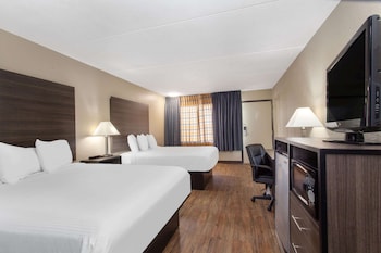 Room, 2 Queen Beds, Non Smoking