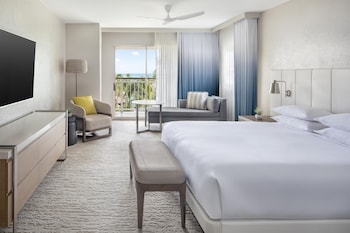 Room, 1 King Bed, Balcony, Resort View