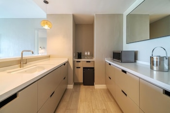Suite (Cayena)