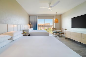 Room, 2 Queen Beds, Balcony, Resort View